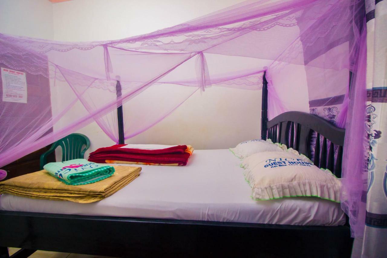 Nice Guest House Jinja Exterior foto