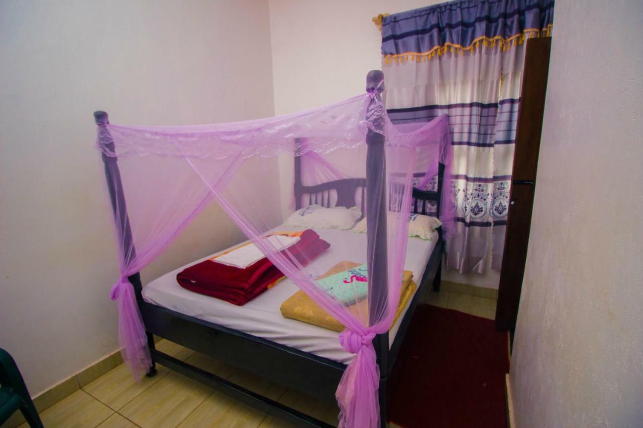 Nice Guest House Jinja Exterior foto
