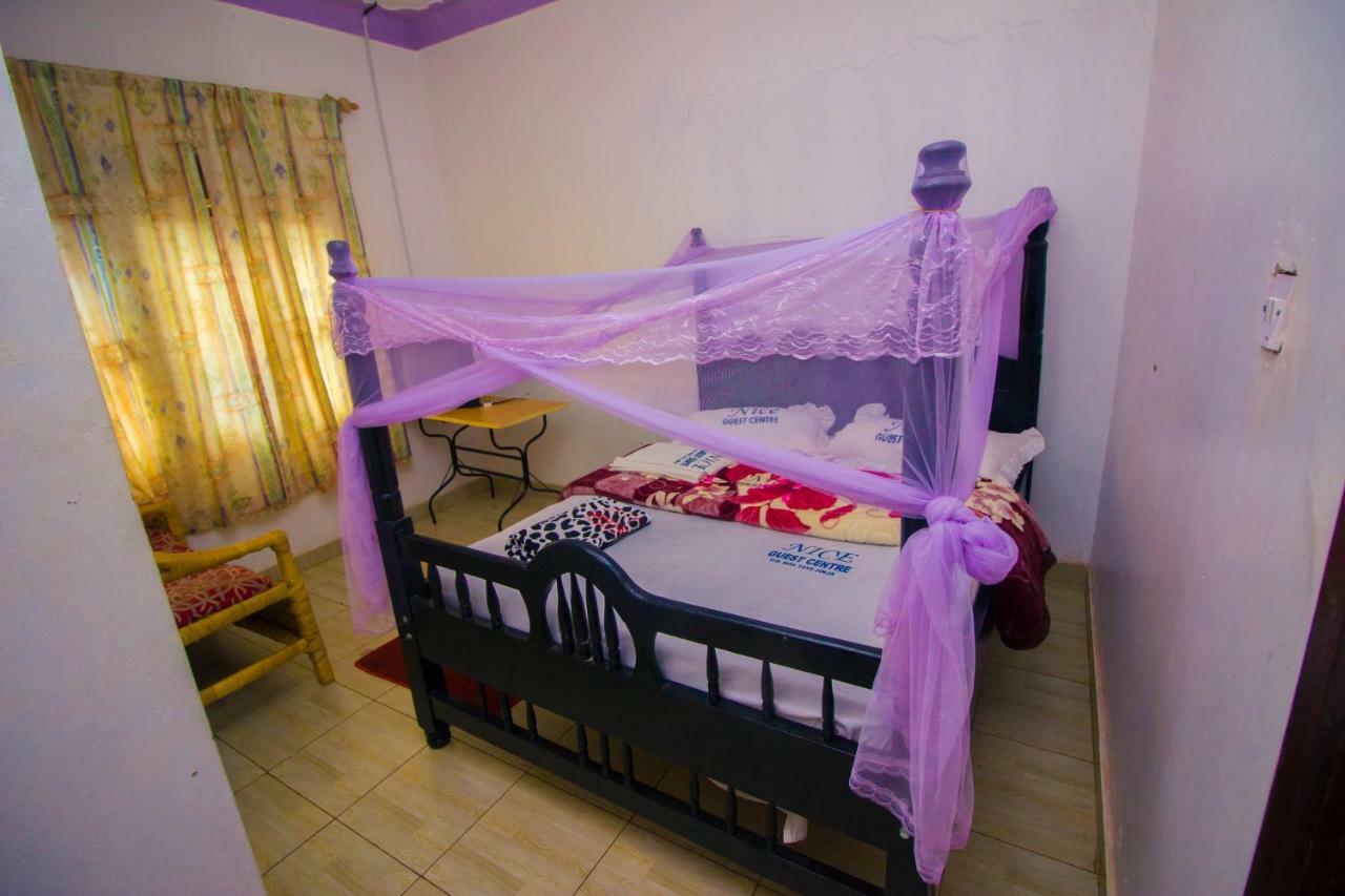 Nice Guest House Jinja Exterior foto
